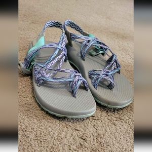 Size 11 Women's Chacos